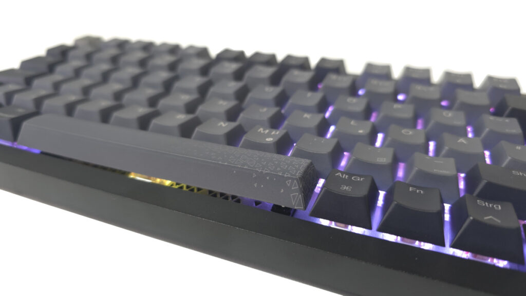 Corsair K65 PLUS WIRELESS in Test: Klein und vielseitig