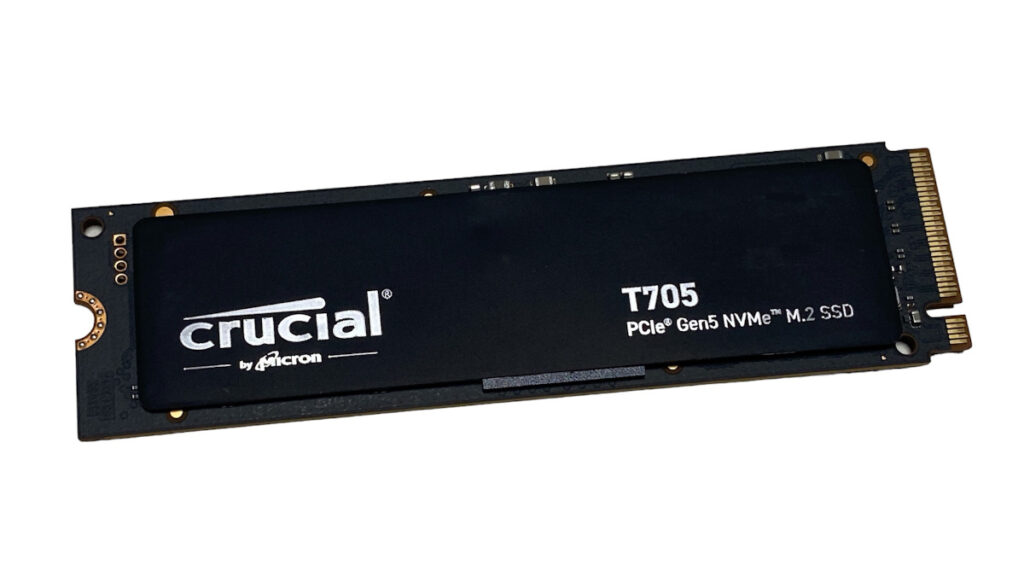 Crucial T705 2 TB PCIe Gen5 NVMe M.2 SSD im Test - Geht nochmal schneller?