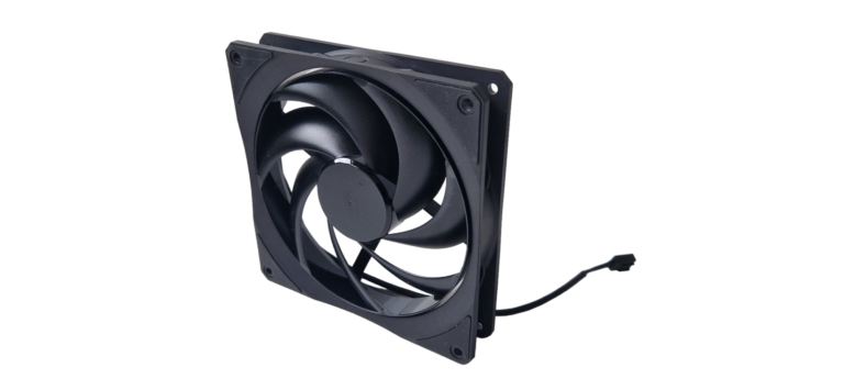 Cooler Master Mobius 120 Black Edition in der Vorstellung