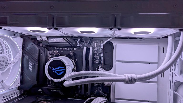 ASUS ROG STRIX LC III 360 ARGB White Edition im Test